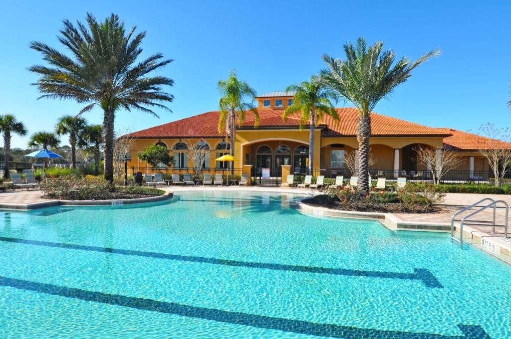 Watersong Resort pool and clubhouse