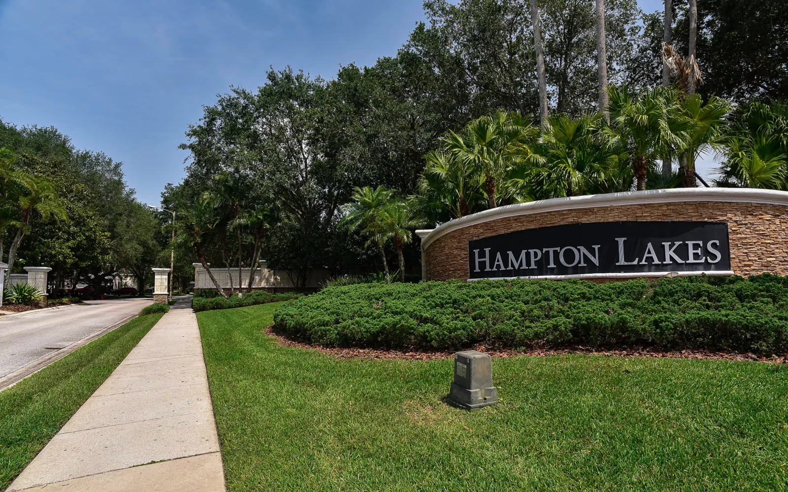 Hampton Lakes vacation home exterior