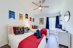 Top Rated & Stylish 4 bed home, gated neighborhood - Image 2