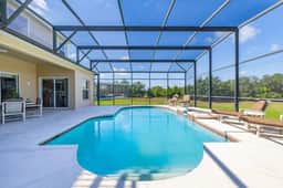 Sunset Retreat at Highgate Park | Pool & Games - Image 2