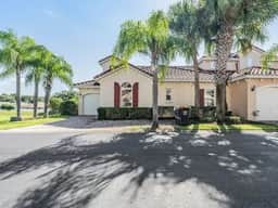 Newly Refurbished Pool Home Near Disney - Image 3