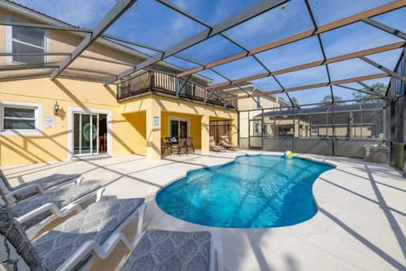 Outstanding view, perfect location, 5b/room & Pool - Image 1