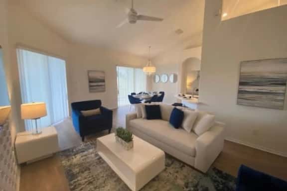 Newly Refurbished Pool Home Near Disney - Image 1