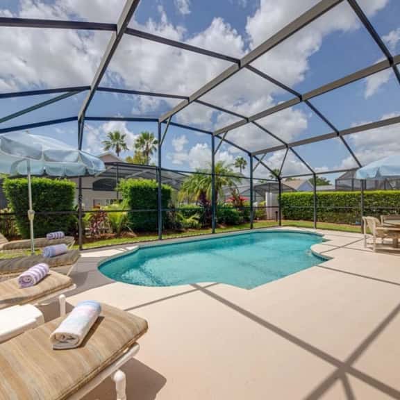 5 Bedroom villa with private pool and grill - Image 1