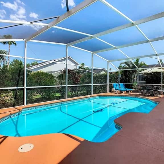 Great location for Orlando parks - 4 bed - Image 1