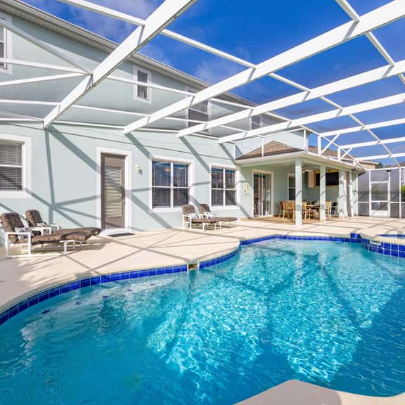 Spacious 7-Bedroom Villa with Private Pool & Spa - Image 1