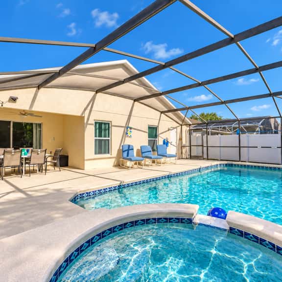 South facing Villa, Pool, spa and Games room! - Image 1