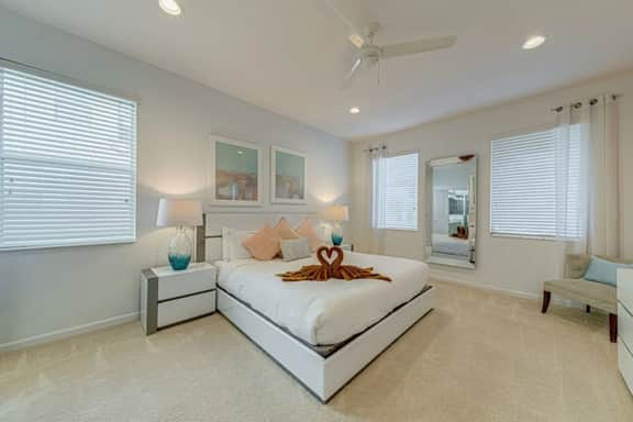 6 Bed villa close to disney - Image 4