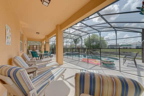 5 Bedroom private pool home in Veranda Palms - Image 2
