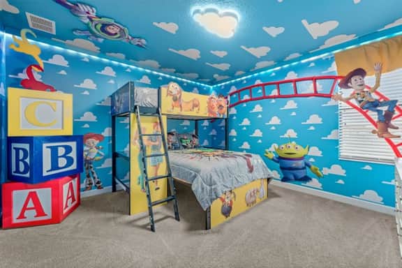 Disney Dreamer - One of a kind - Prime location - Image 3