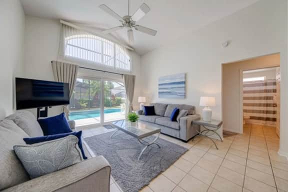 Berkley Sunshine | 5BR | Private Pool - Image 3